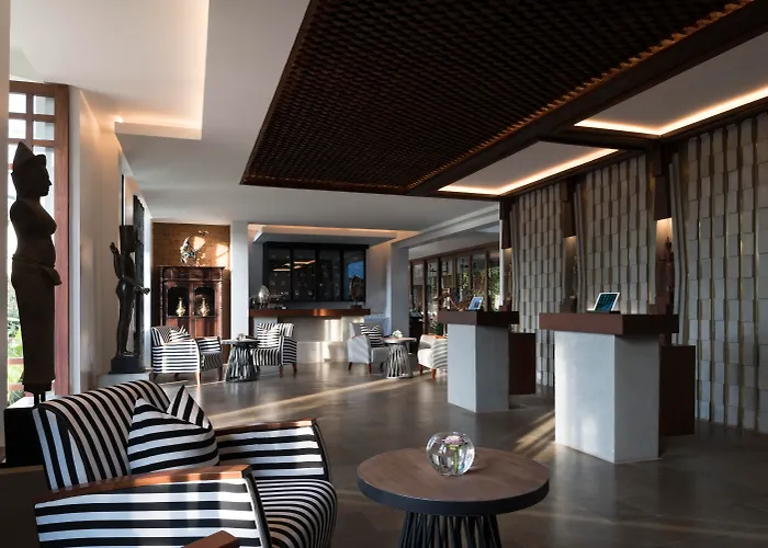 Jaya House River Park 5*