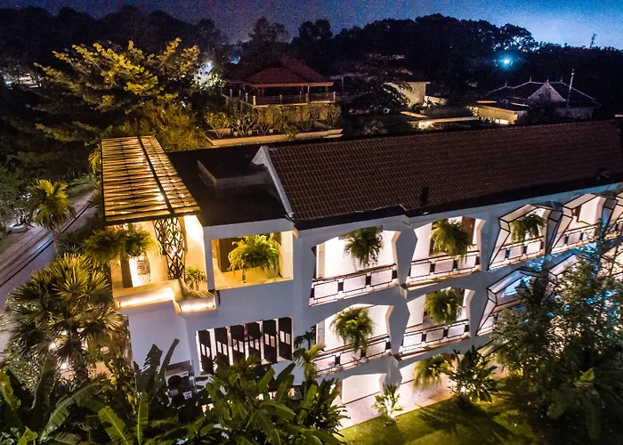 Jaya House River Park 5*