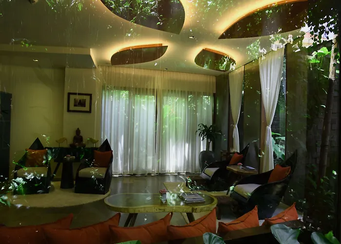 Jaya House River Park 5*