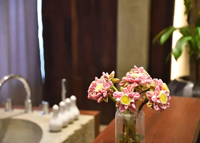 Jaya House River Park 5*